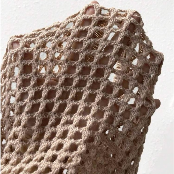 New hollow out long sleeve top - Picture 4 of 5